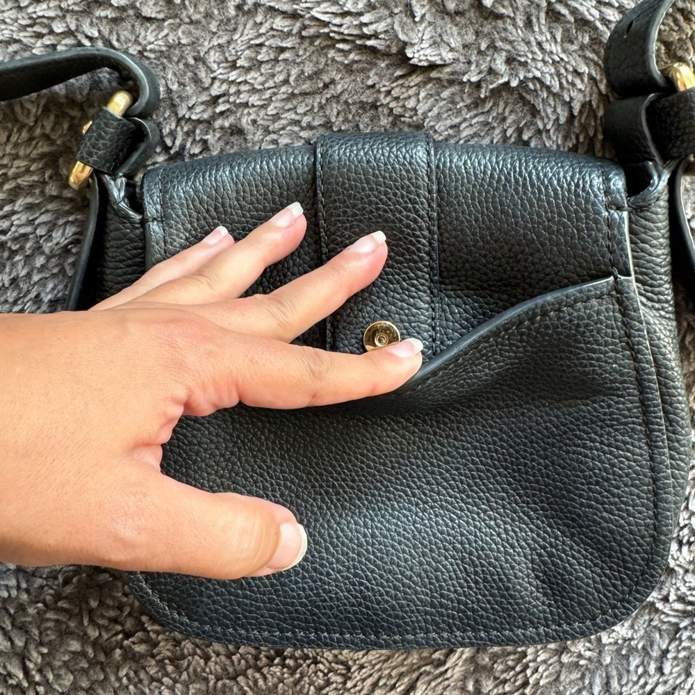 MICHAEL KORS Large Maxine Black Pebbled Leather Saddle Bag - Picture 8 of 12